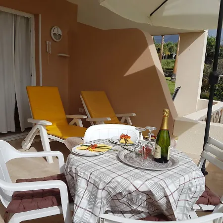 Oasis La Caleta * Адехе