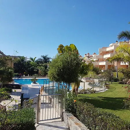 Апартаменты Oasis La Caleta *
